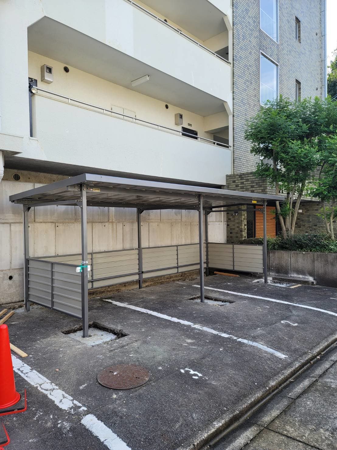 自転車置き場新設 | 名古屋市北区のエクステリア工事ならイズ美
