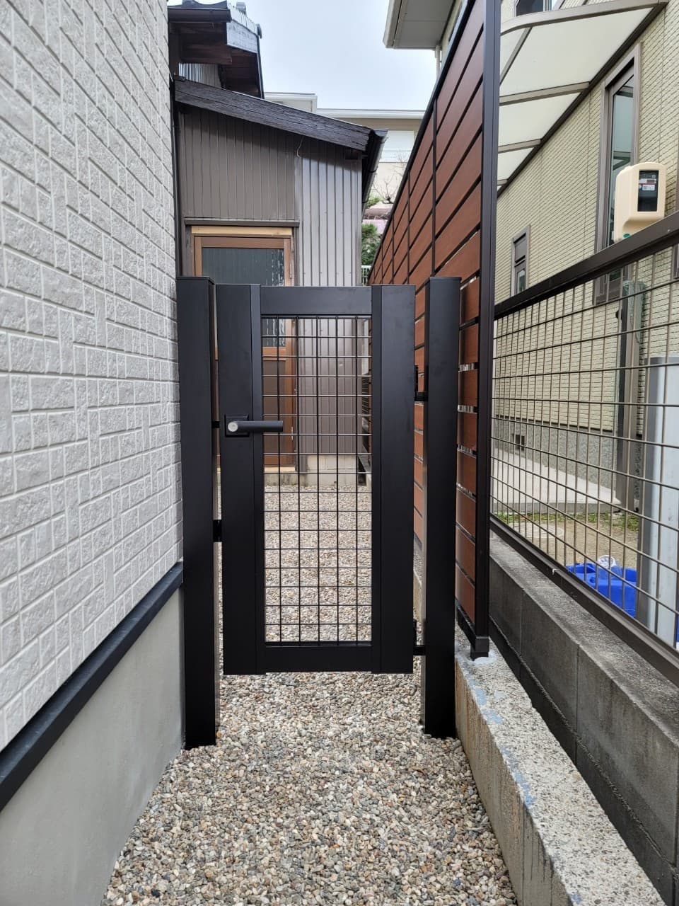 門扉設置 | 名古屋市北区のエクステリア工事ならイズ美